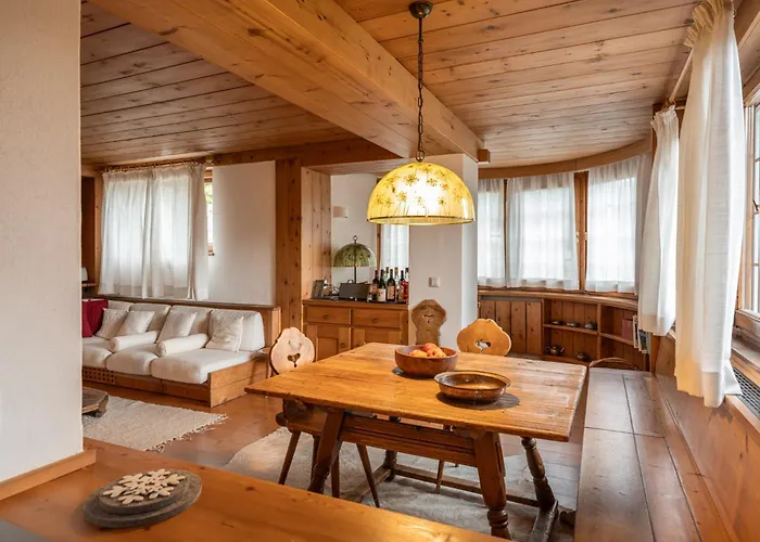 Casa La Montanina, A Due Passi Dal Centro Di Cortina * 科尔蒂纳丹佩佐