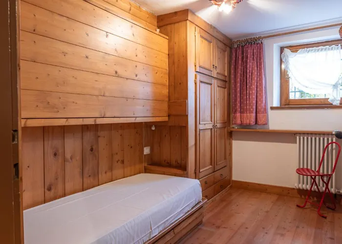 Casa La Montanina, A Due Passi Dal Centro Di Cortina 科尔蒂纳丹佩佐